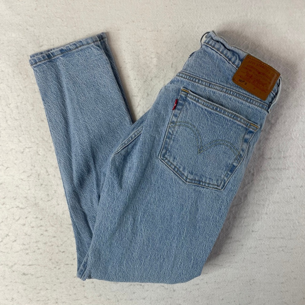 Levi's 501 S Skinny Jeans Womens 28 Light Wash Blue Denim High Rise Button Fly